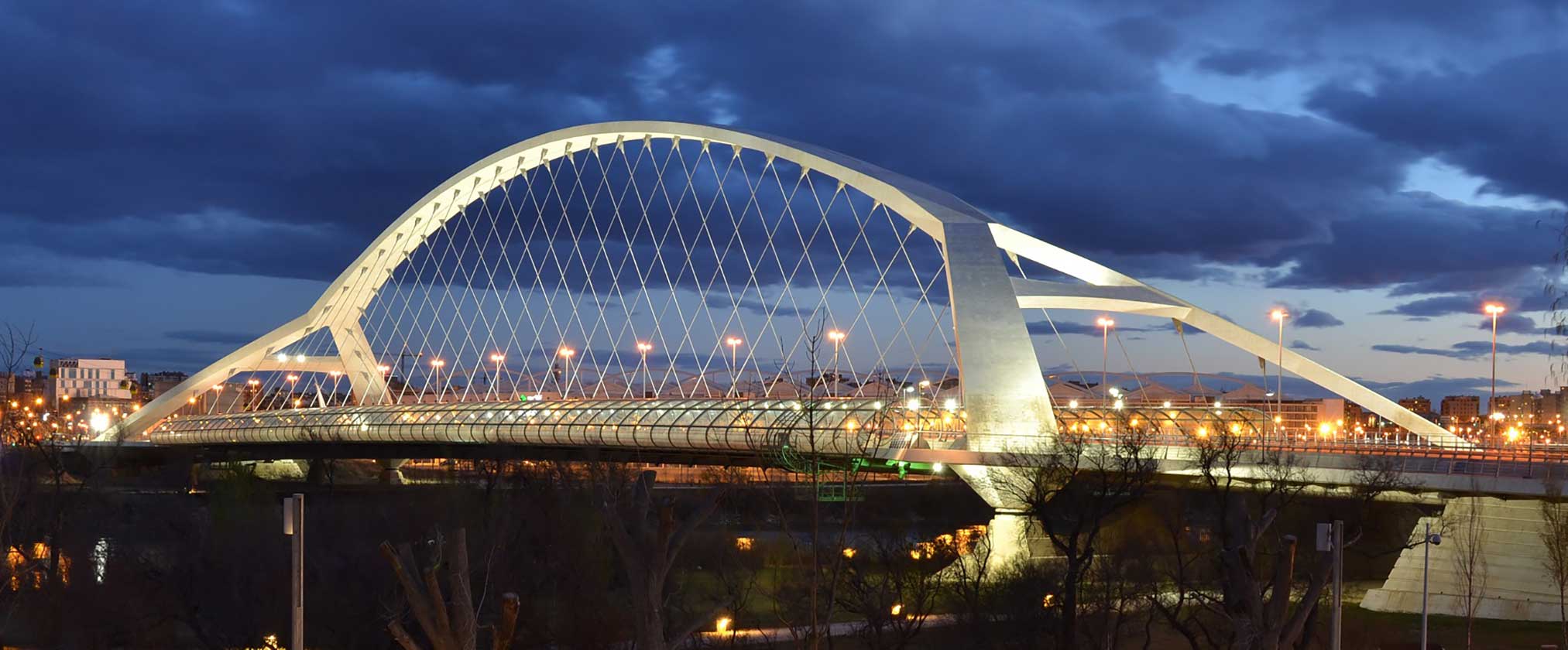 Third Millennium híd - vasbeton szerkezet